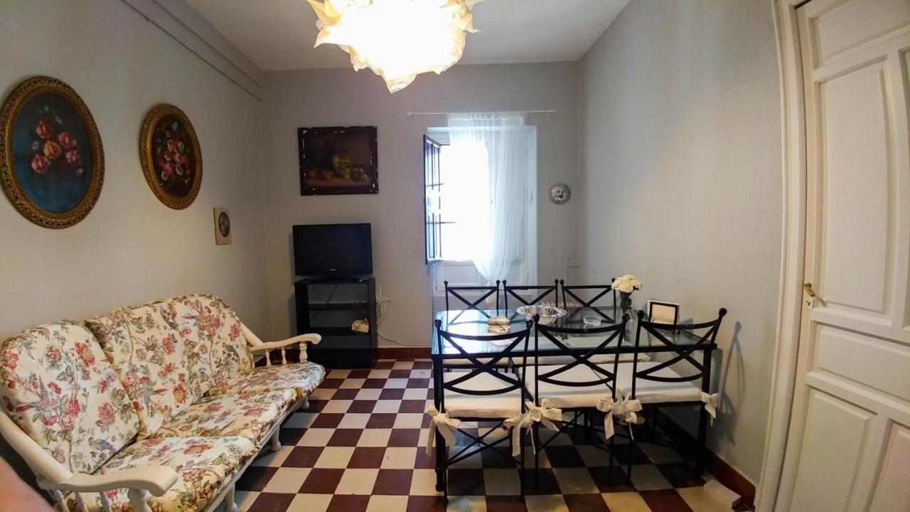 Appartement Plaza De Dona Elvira 8 Sevilla